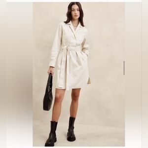 Banana Republic Women's Cream Denim Mini  Shirtdress In Size Small. NWT